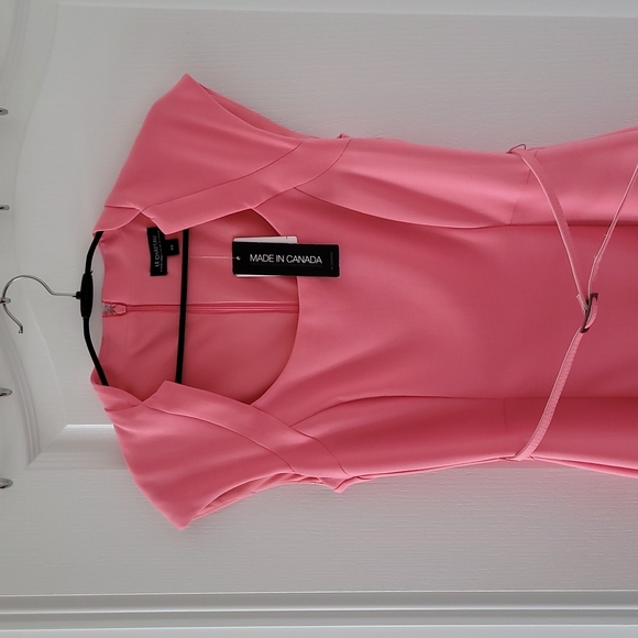 Dress - Picture 2 of 3